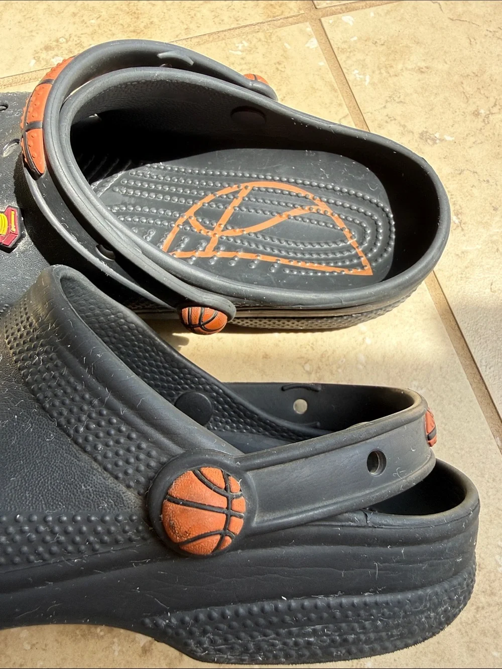 CROCS Black Kids Clogs with Basketball Charms size J6